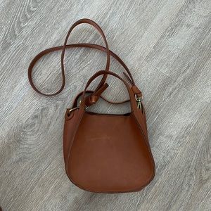 Madewell Sydney Leather Crossbody Bag